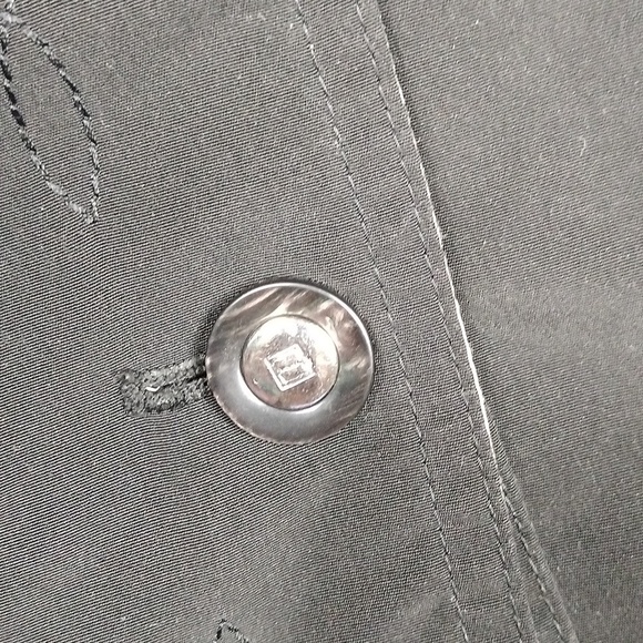 Karizma East women's large sized light weight coat - Picture 3 of 10